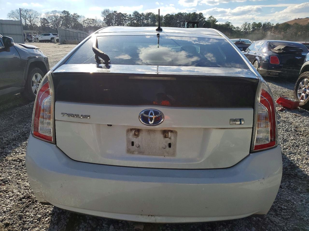2012 TOYOTA PRIUS photo 6