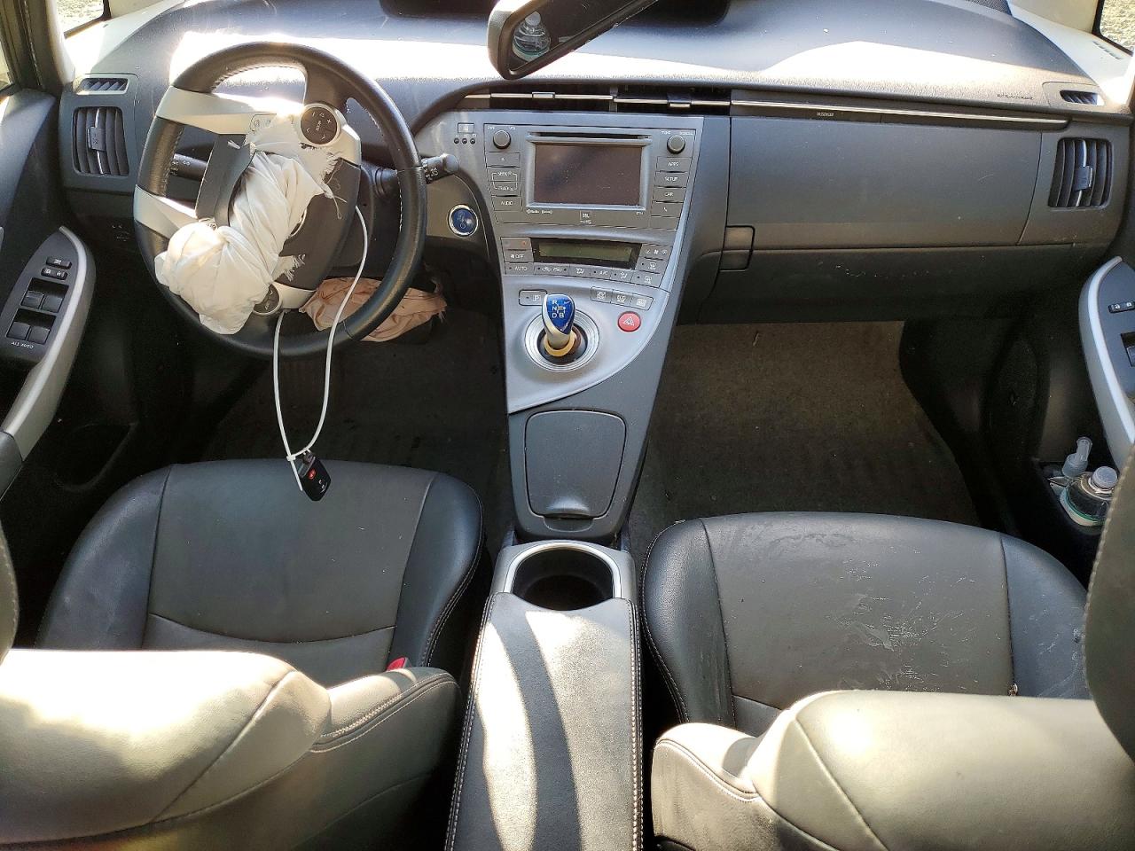2012 TOYOTA PRIUS photo 8