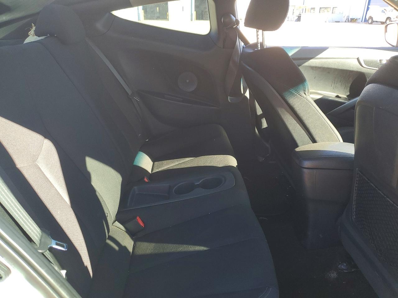 2017 HYUNDAI VELOSTER photo 11