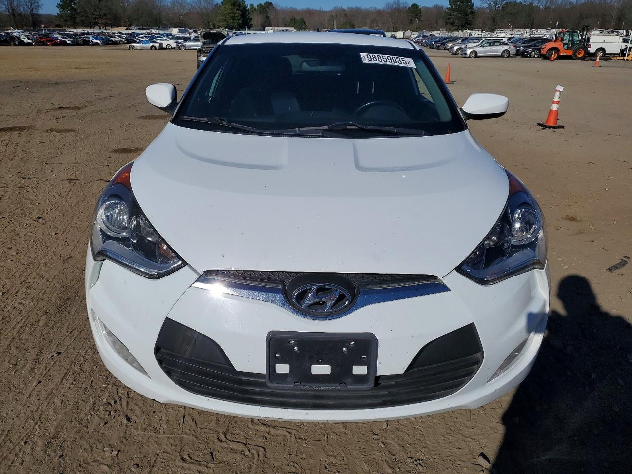 2017 HYUNDAI VELOSTER photo 5