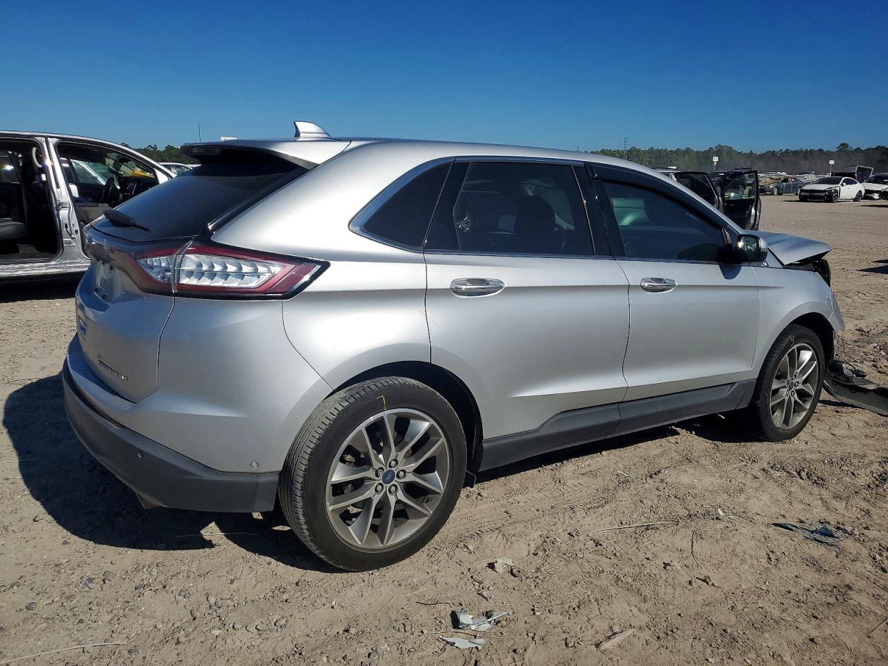 2017 FORD EDGE TITANIUM photo 3