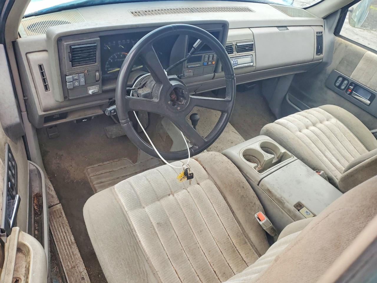 1994 GMC SIERRA K1500 photo 8