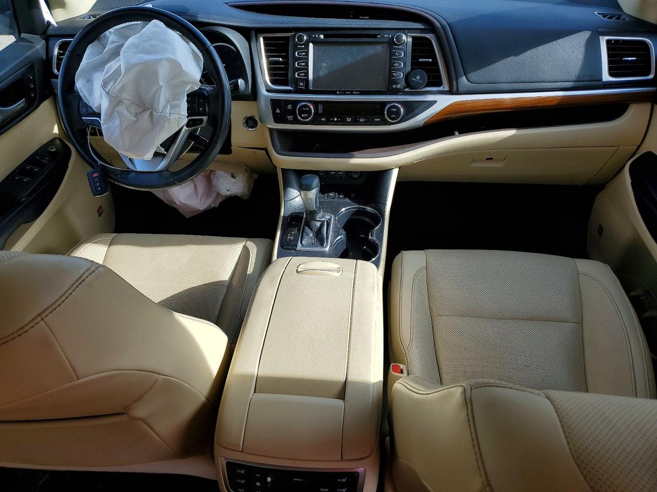 2019 TOYOTA HIGHLANDER LIMITED photo 8