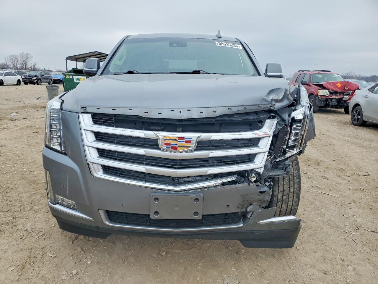 2019 CADILLAC ESCALADE LUXURY photo 5