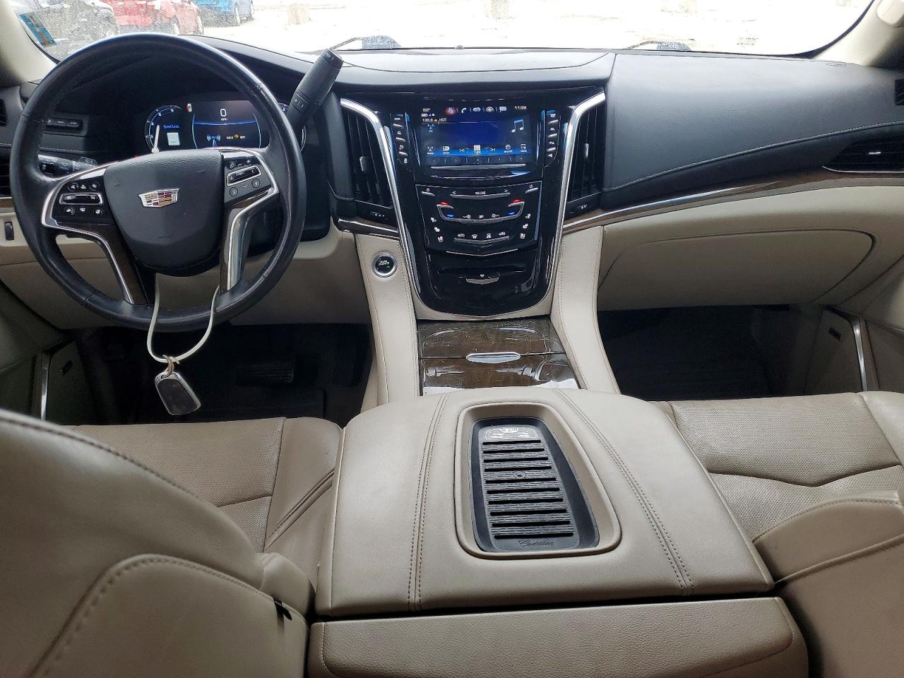 2019 CADILLAC ESCALADE LUXURY photo 8