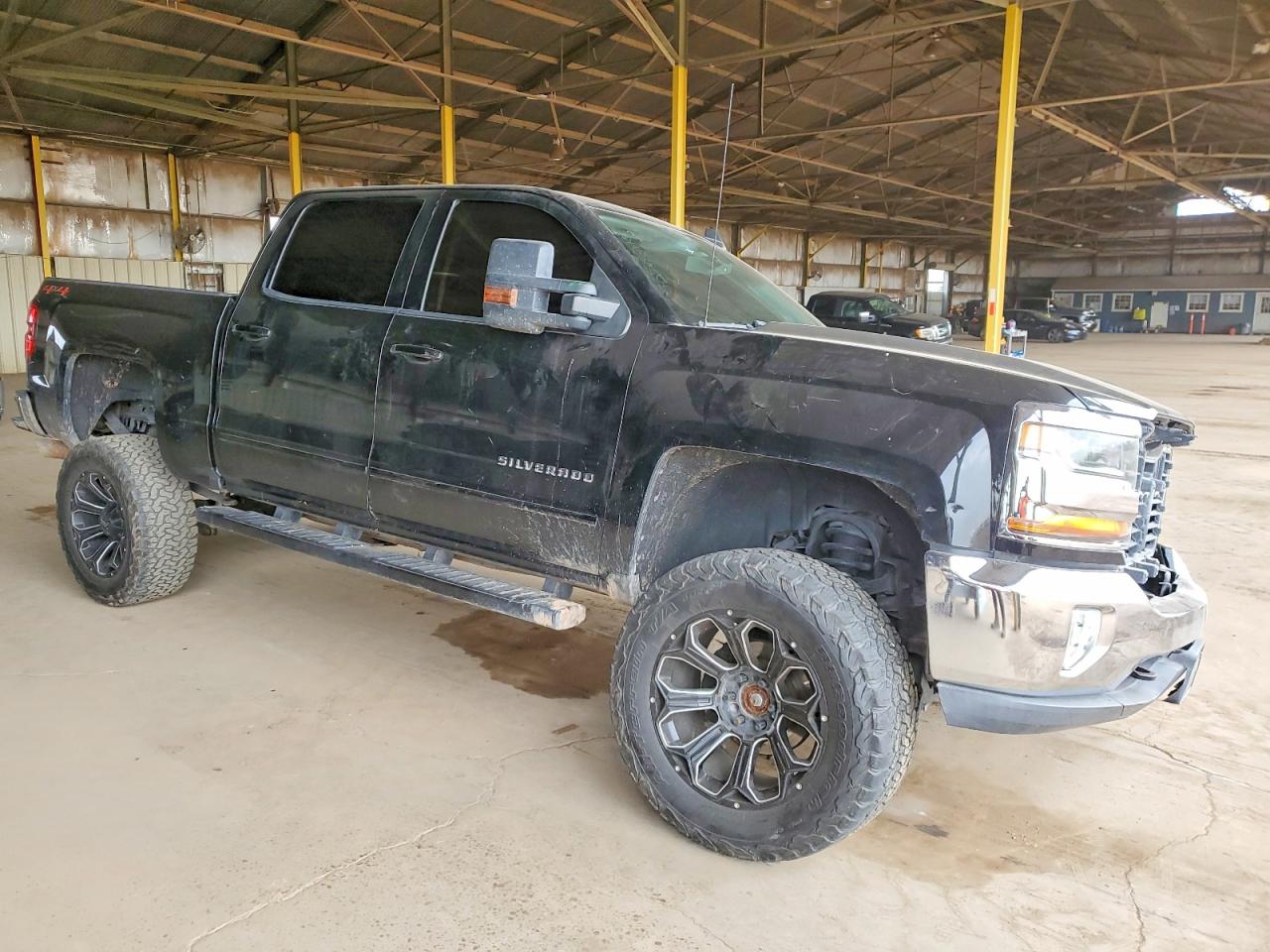 2018 CHEVROLET SILVERADO K1500 LT photo 4