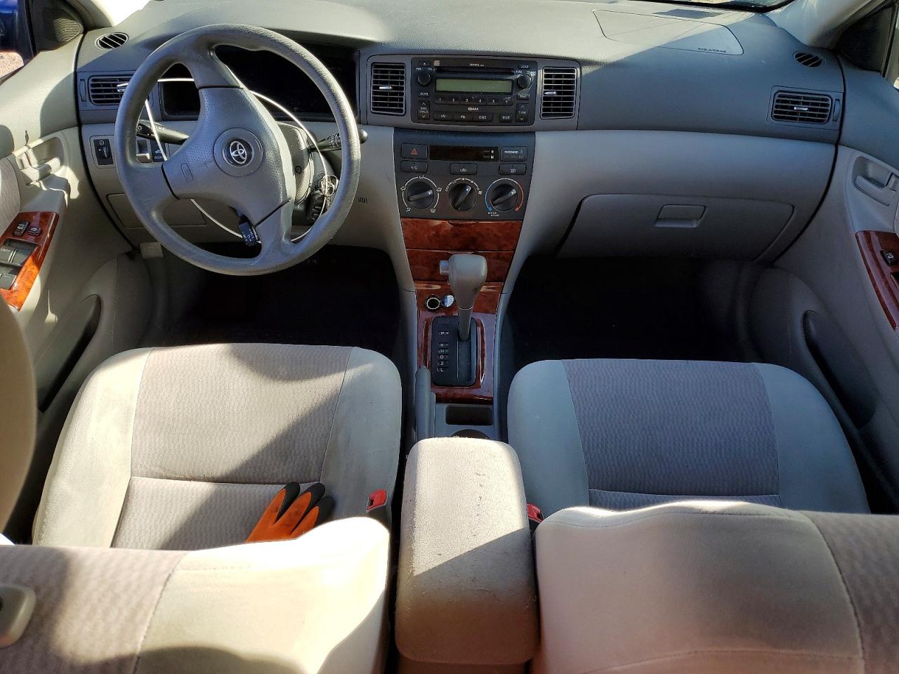 2007 TOYOTA COROLLA CE photo 8