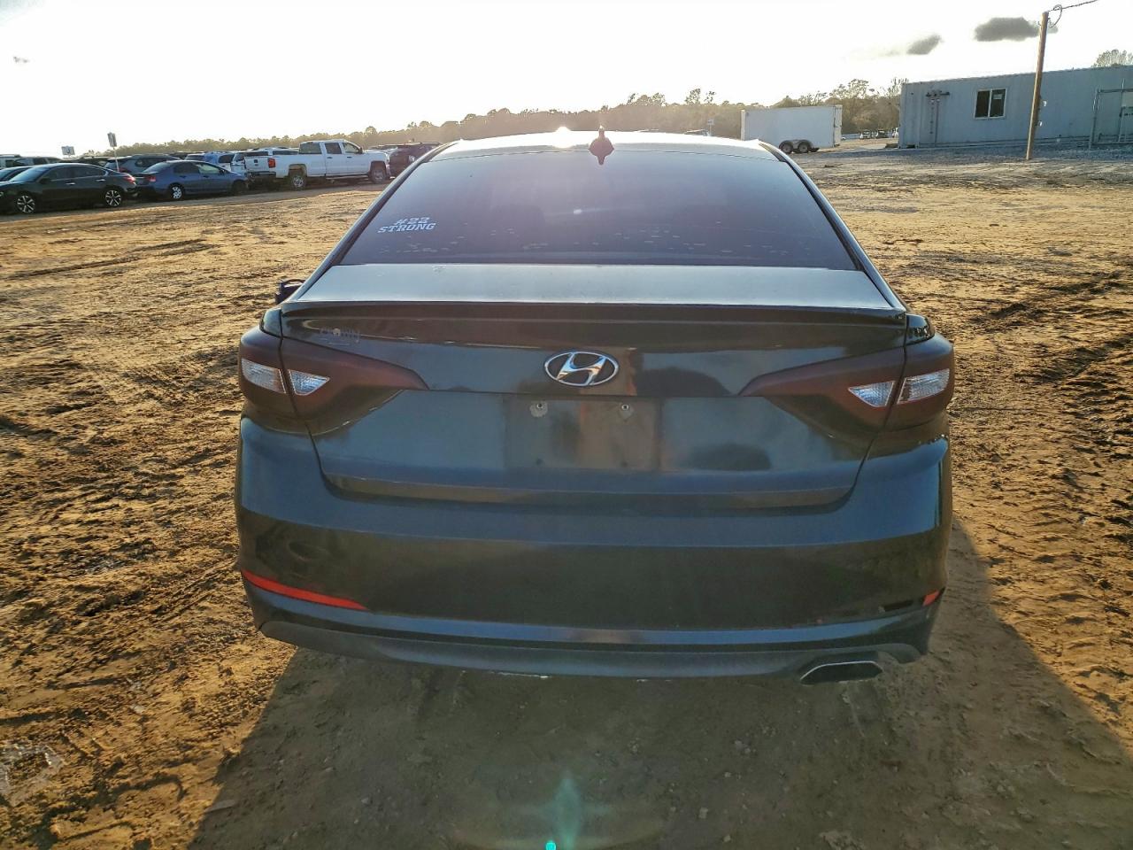 2017 HYUNDAI SONATA SE photo 6