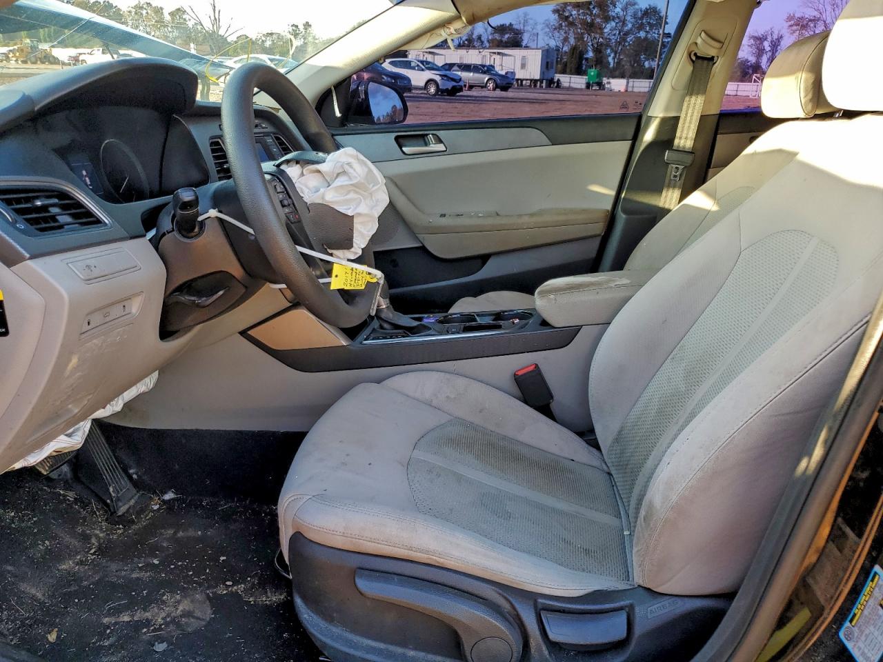 2017 HYUNDAI SONATA SE photo 7