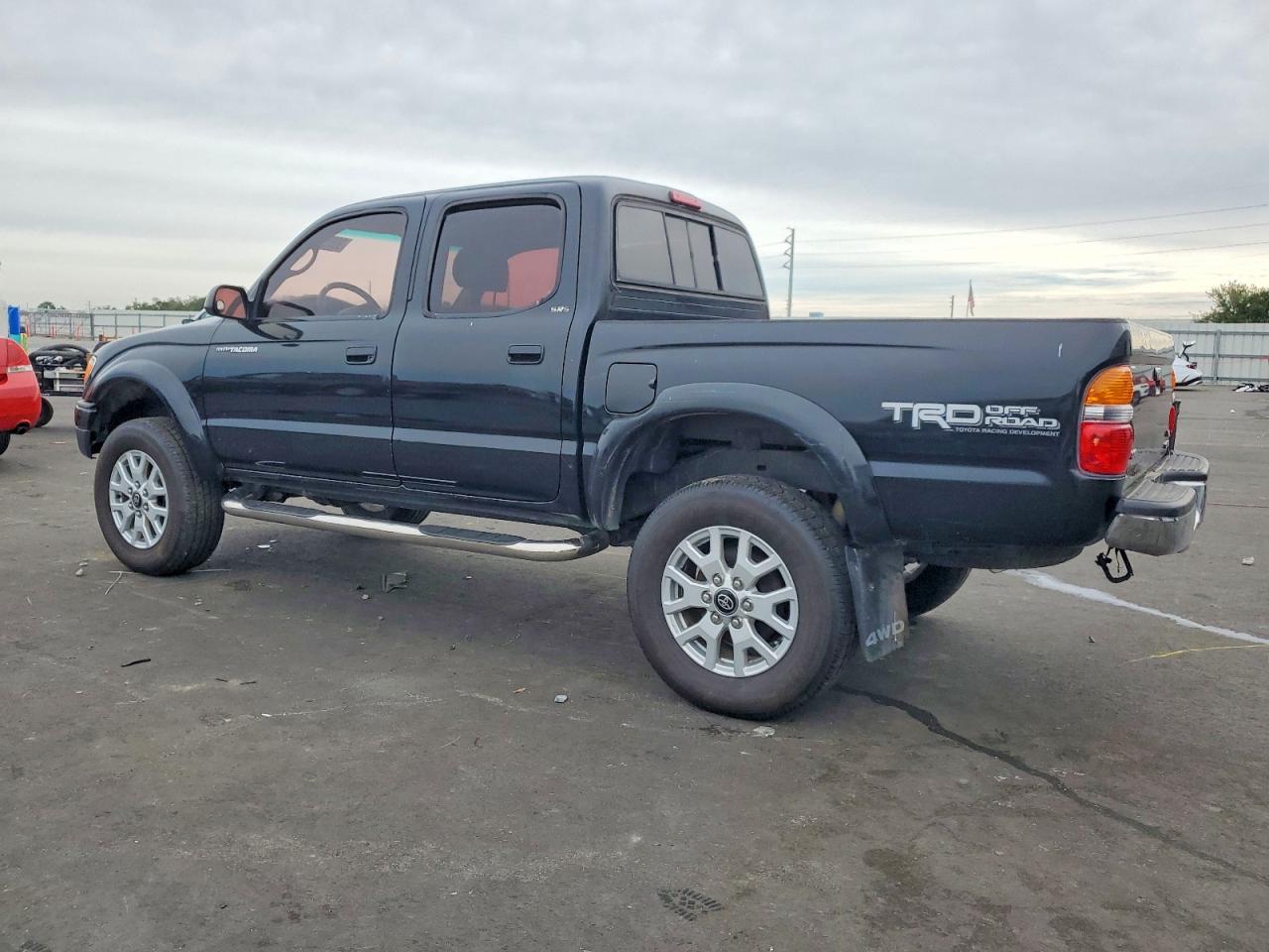 2002 TOYOTA TACOMA DOUBLE CAB photo 2