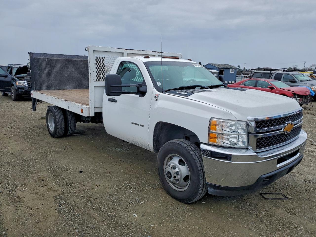 2014 CHEVROLET SILVERADO FLATBED TRUCK photo 4