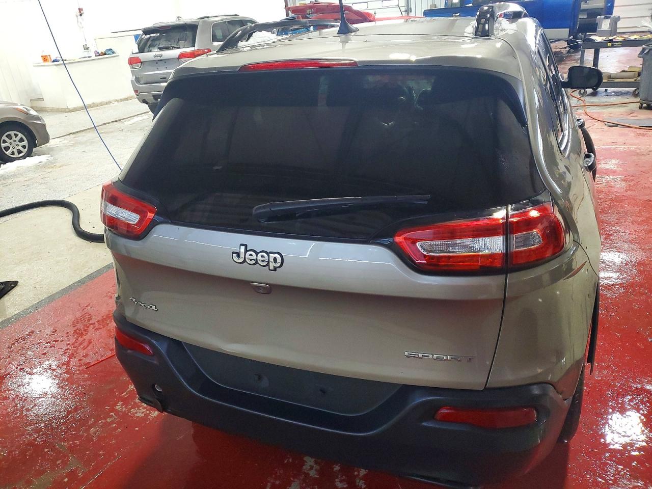 2017 JEEP CHEROKEE SPORT photo 6
