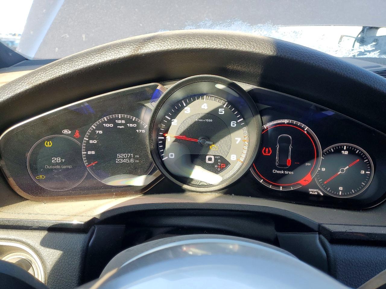 2020 PORSCHE CAYENNE photo 17