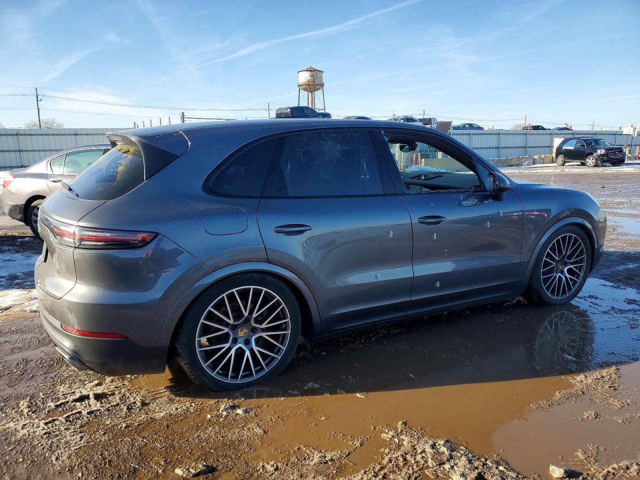2020 PORSCHE CAYENNE photo 5