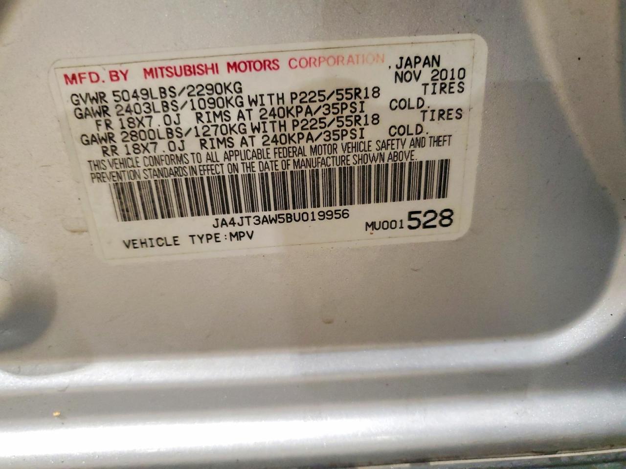 2011 MITSUBISHI OUTLANDER SE photo 13