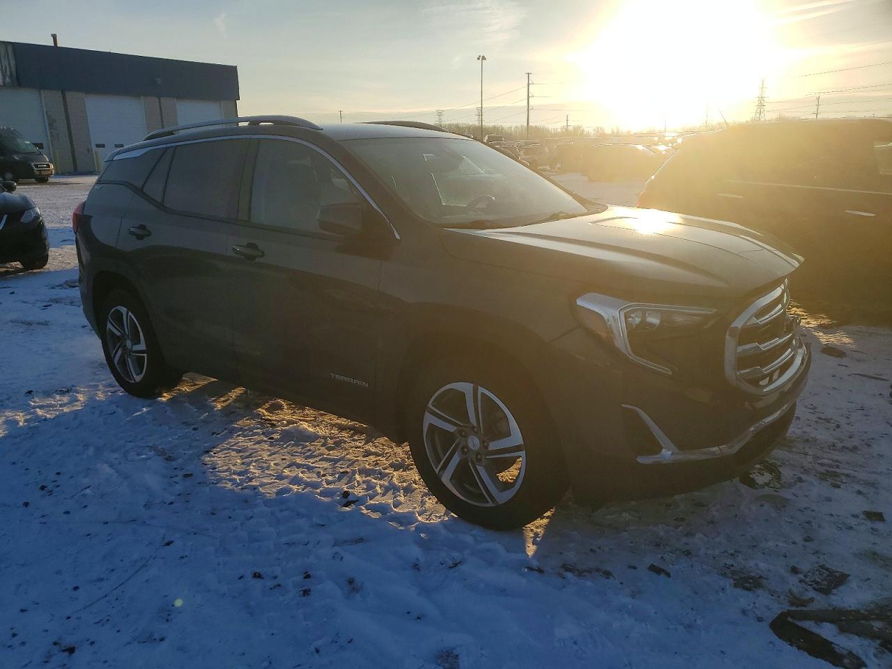 2020 GMC TERRAIN SLT photo 4