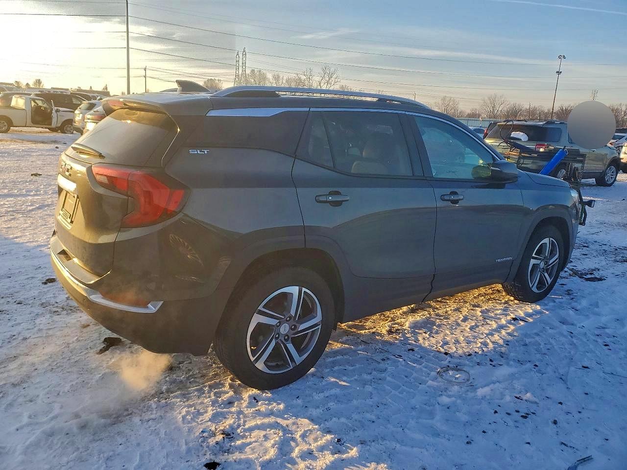 2020 GMC TERRAIN SLT photo 3
