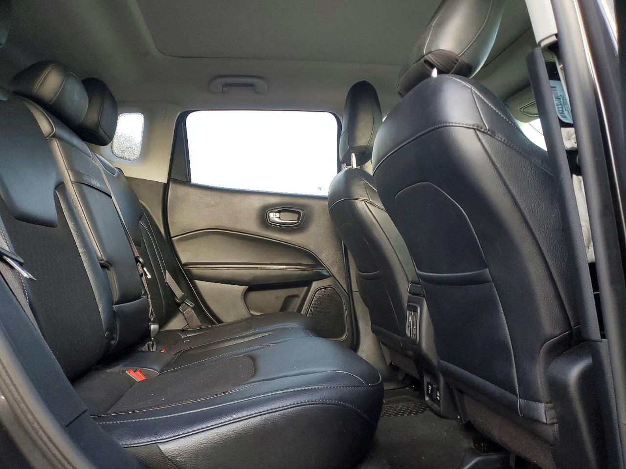 2017 JEEP COMPASS LATITUDE photo 21