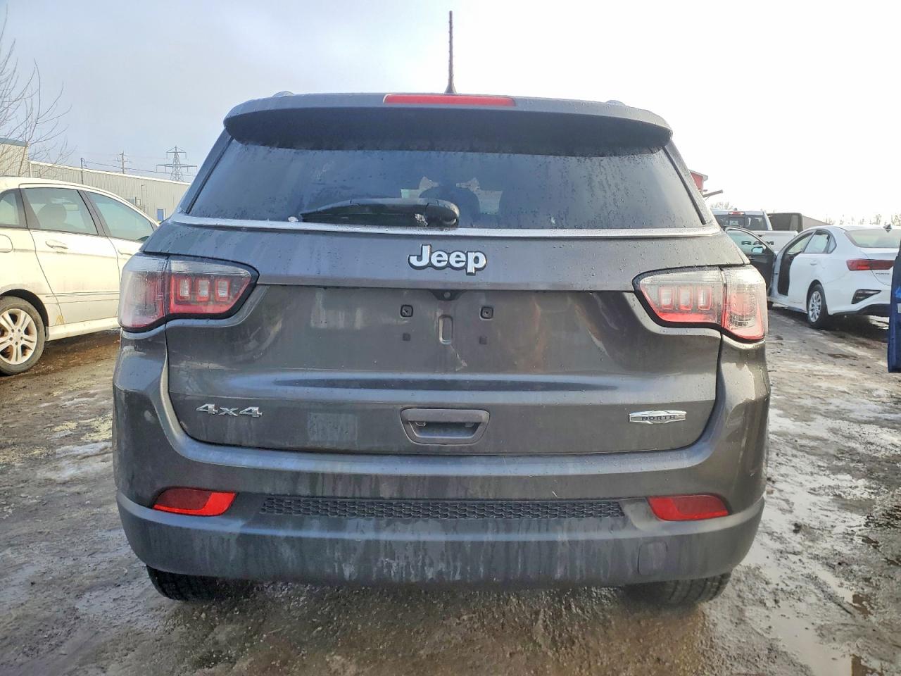 2017 JEEP COMPASS LATITUDE photo 11