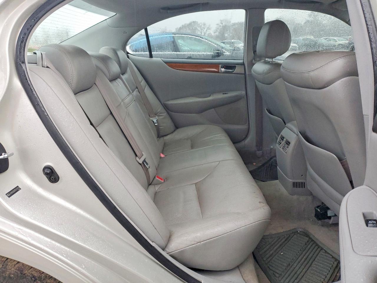 2005 LEXUS ES 330 photo 10
