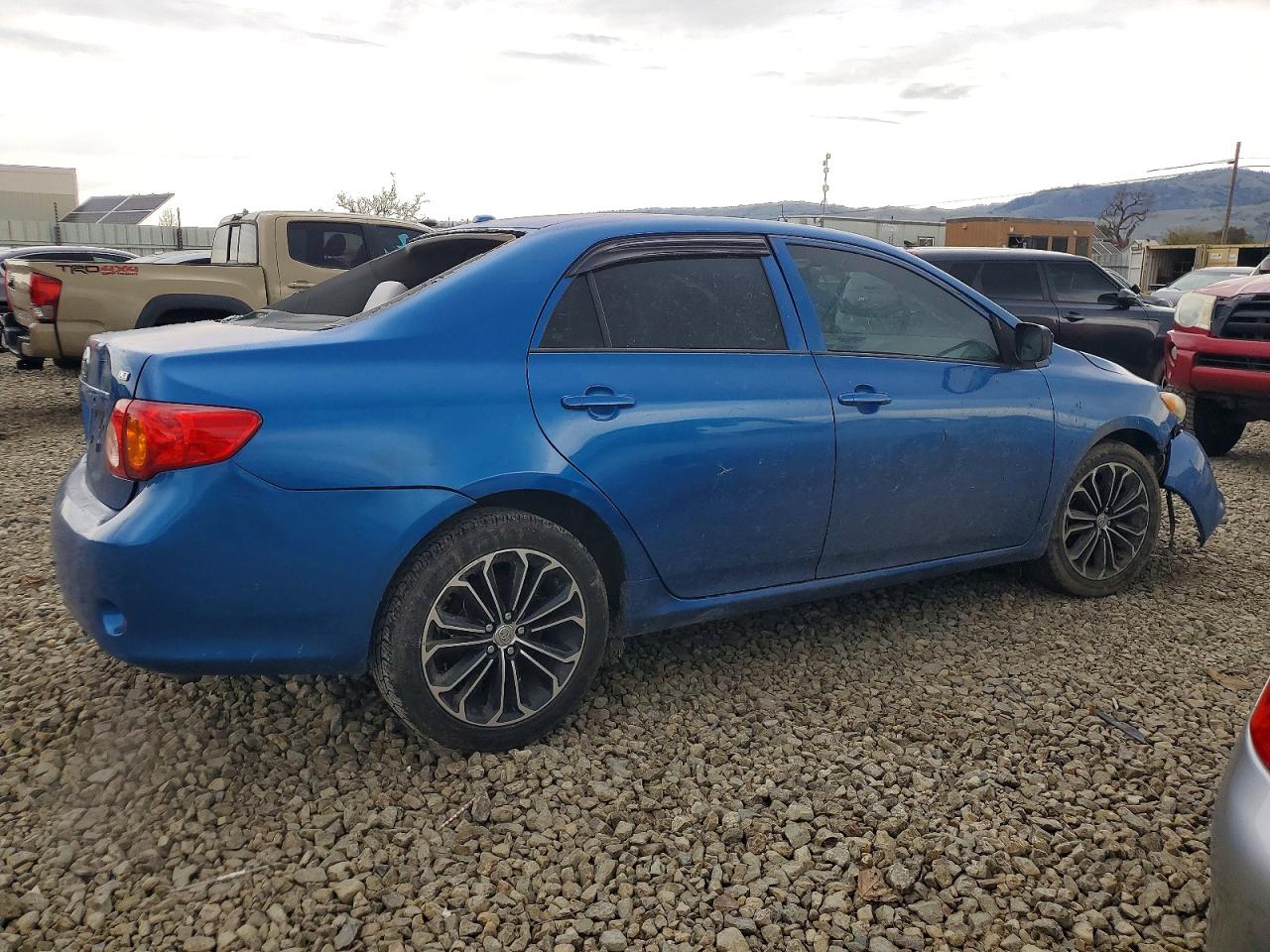 2009 TOYOTA COROLLA BASE photo 3