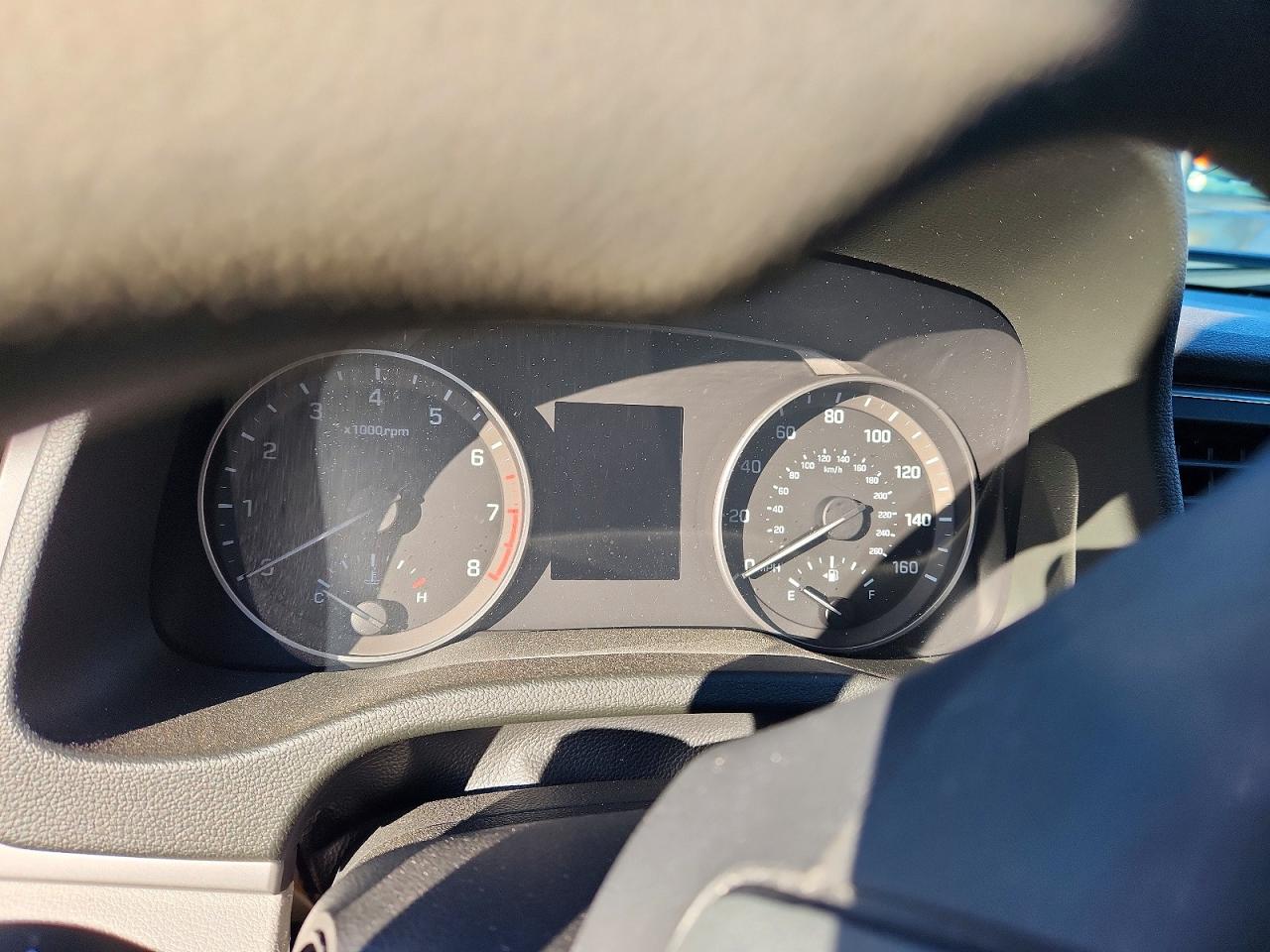 2018 HYUNDAI ELANTRA SE photo 9