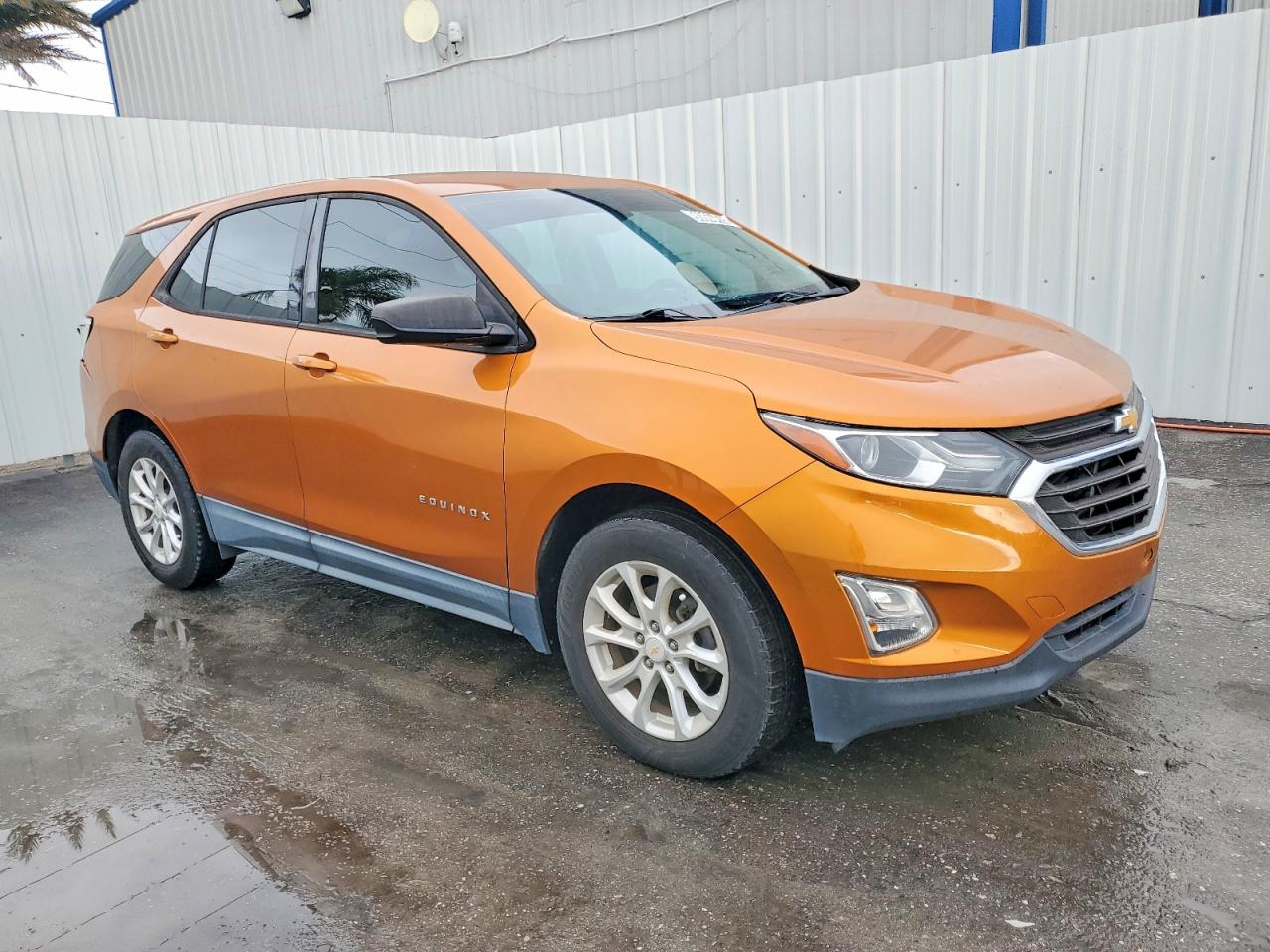 2018 CHEVROLET EQUINOX LS photo 4
