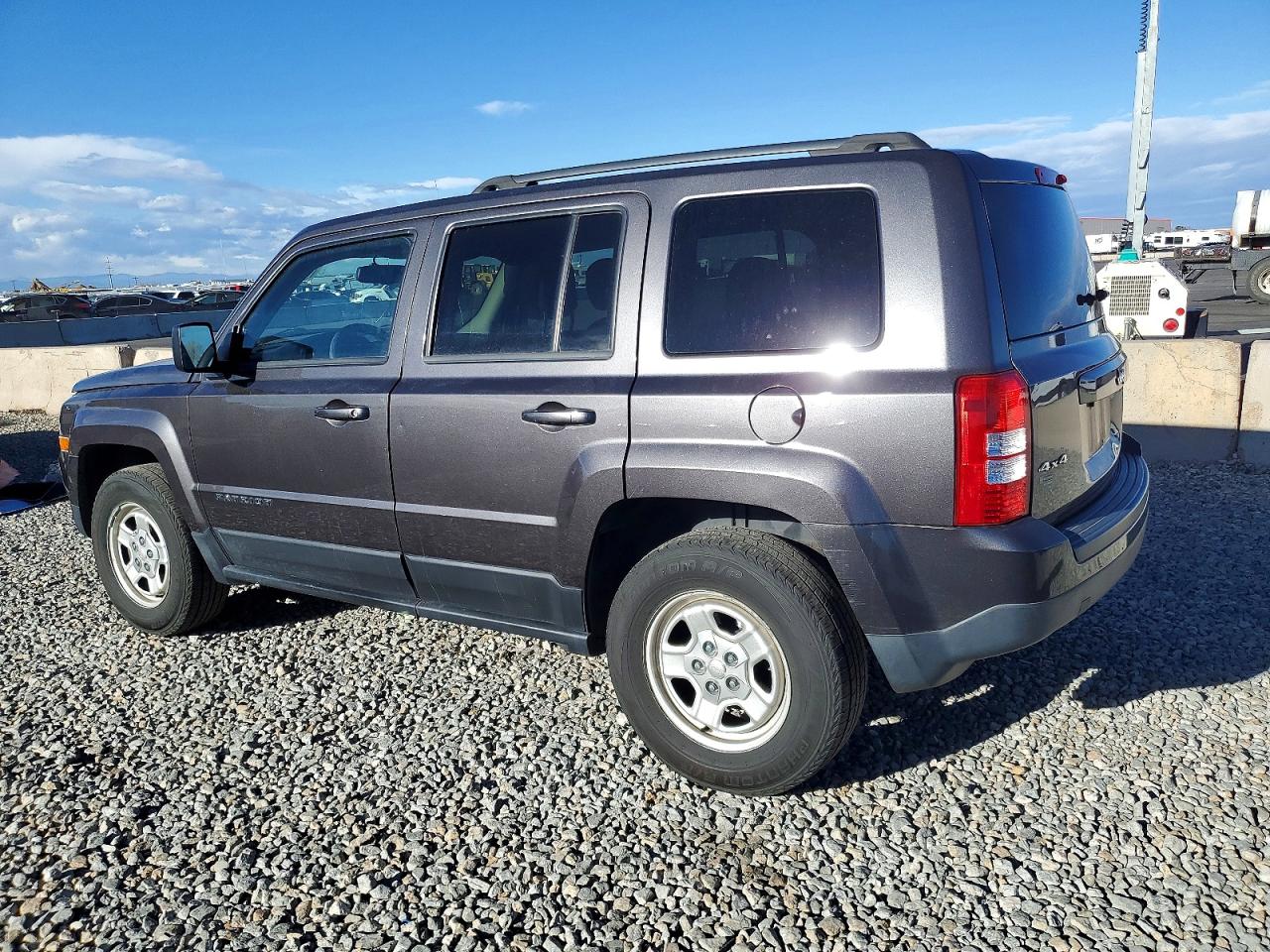 2017 JEEP PATRIOT SPORT photo 2