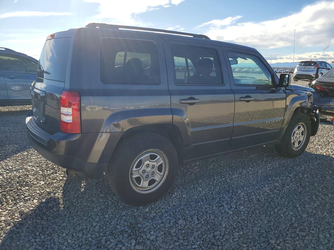 2017 JEEP PATRIOT SPORT photo 3