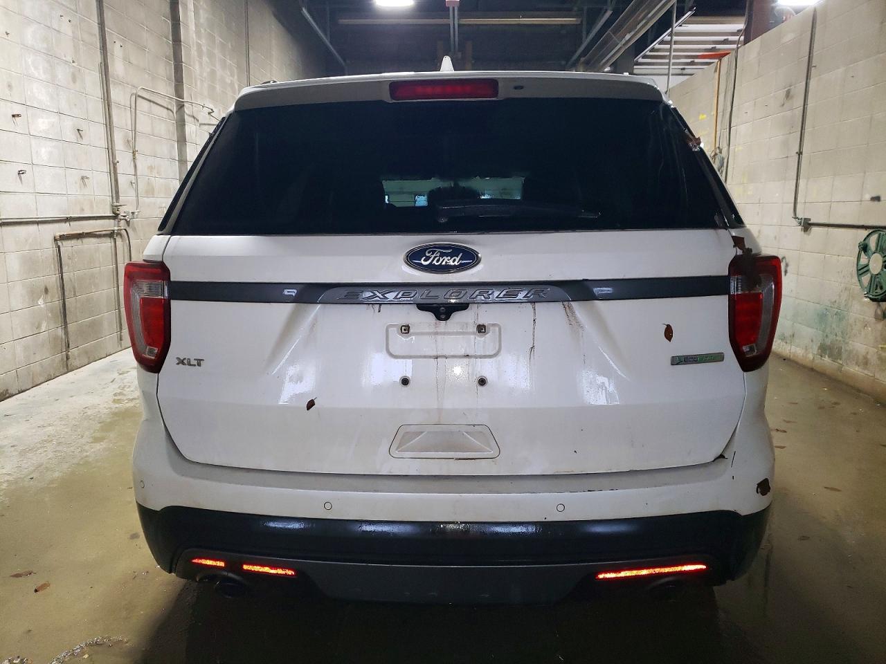 2017 FORD EXPLORER XLT photo 11