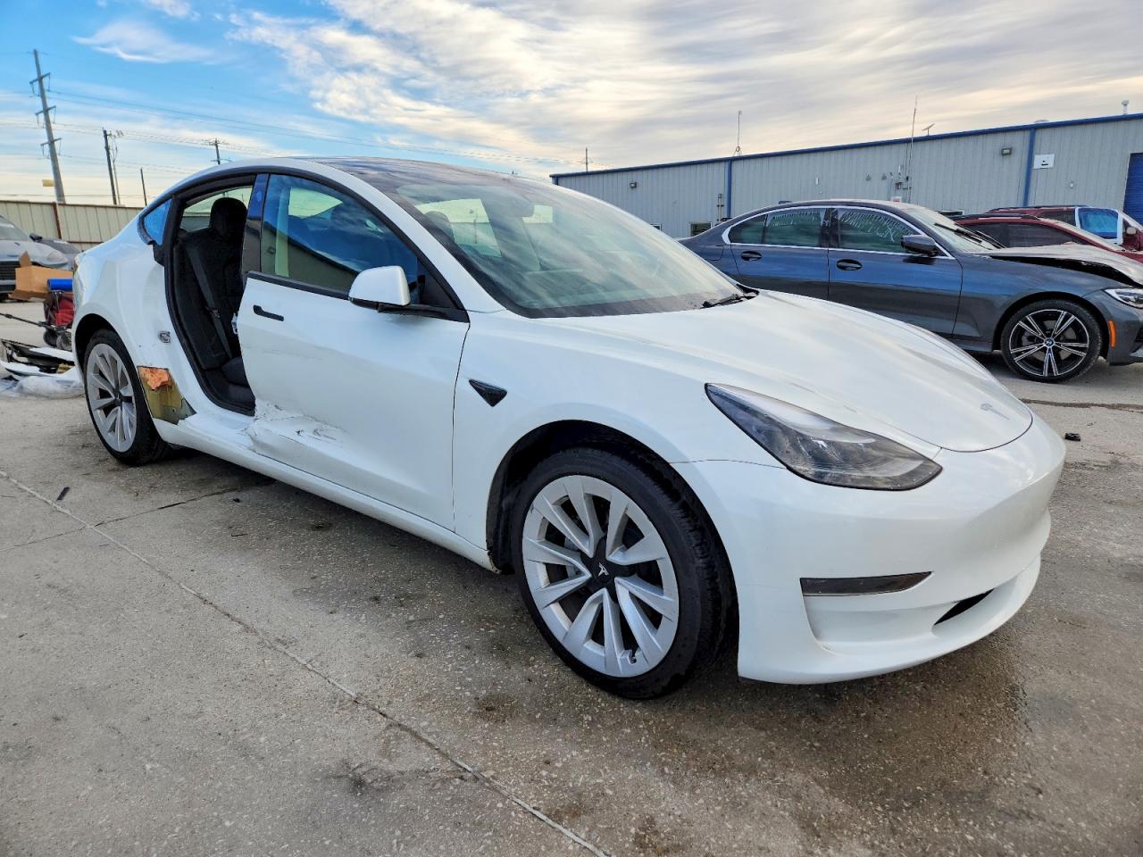 2023 TESLA MODEL 3 photo 7