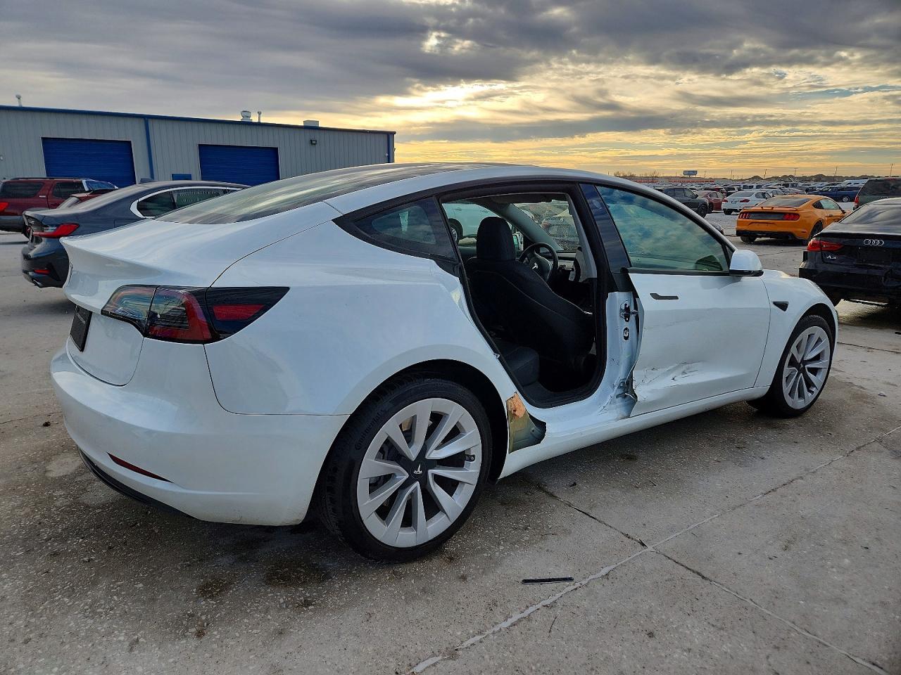 2023 TESLA MODEL 3 photo 5