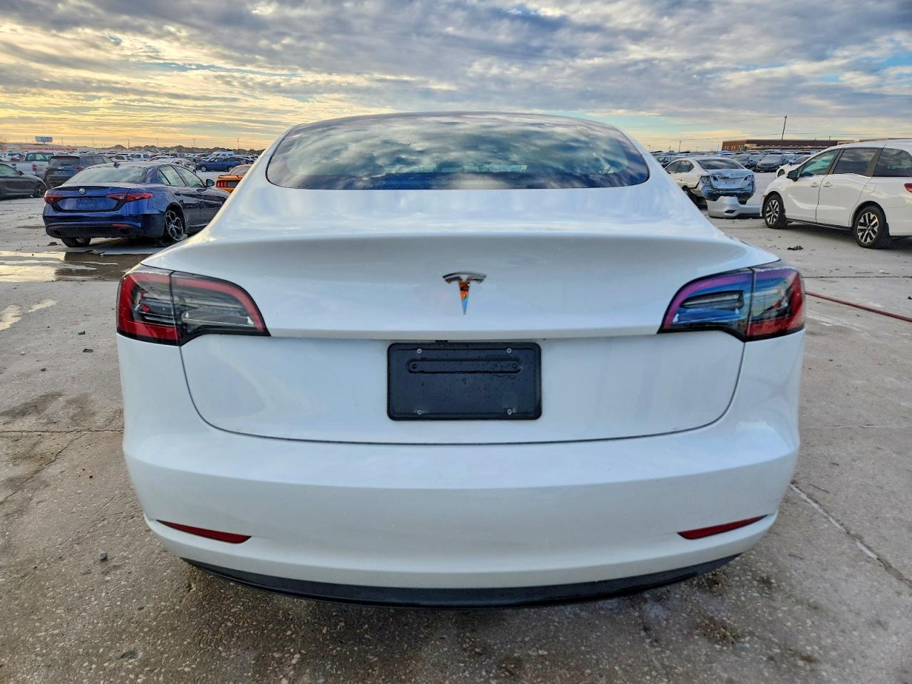 2023 TESLA MODEL 3 photo 11