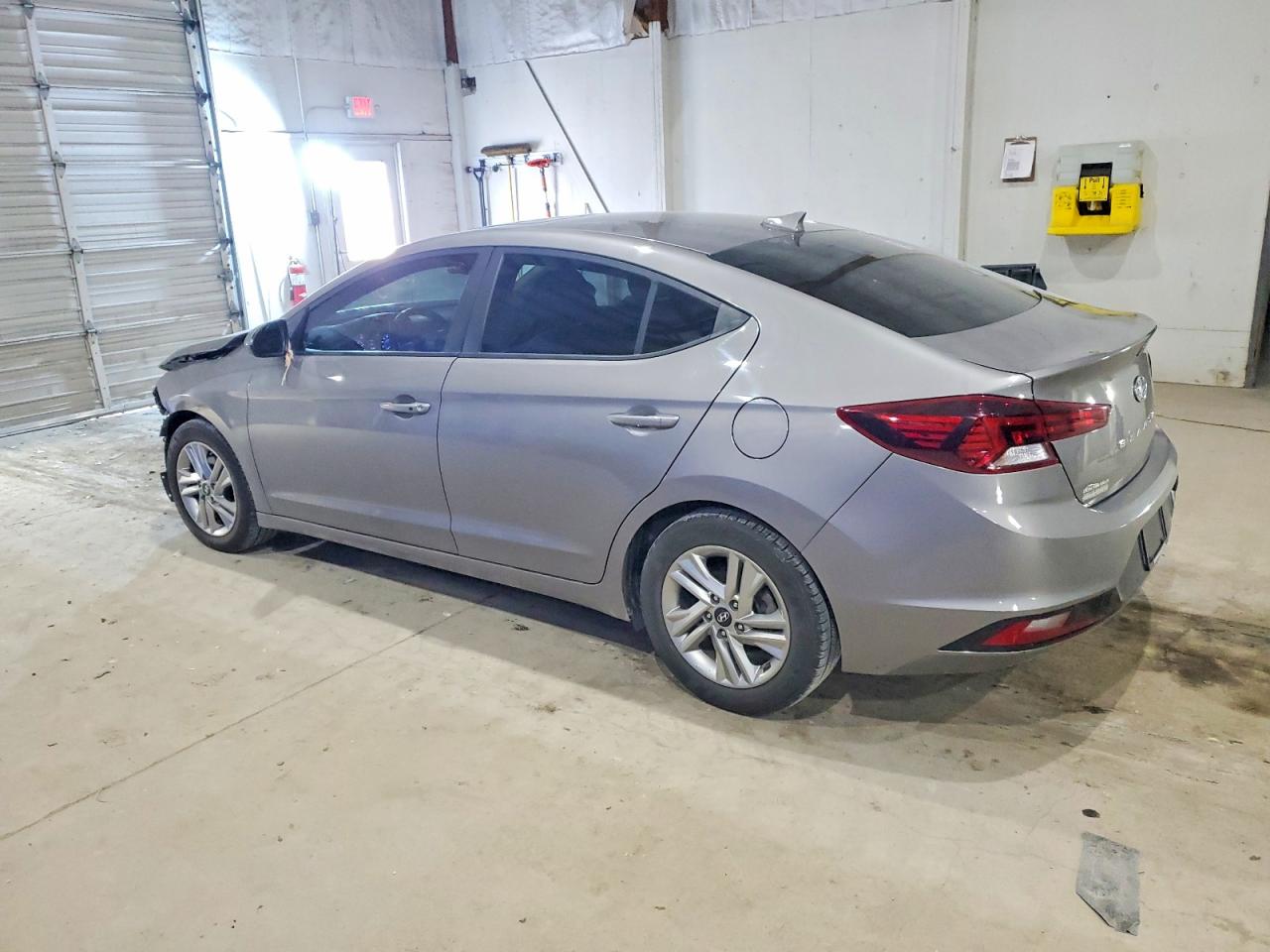 2020 HYUNDAI ELANTRA SEL photo 2