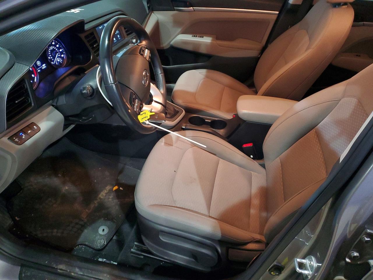 2020 HYUNDAI ELANTRA SEL photo 7