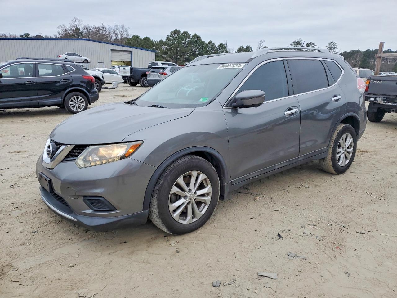 2016 NISSAN ROGUE
