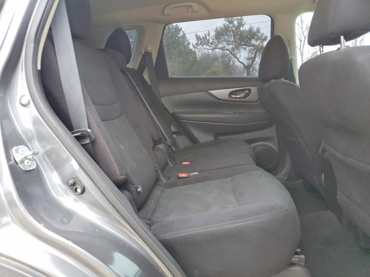 2016 NISSAN ROGUE S photo 11