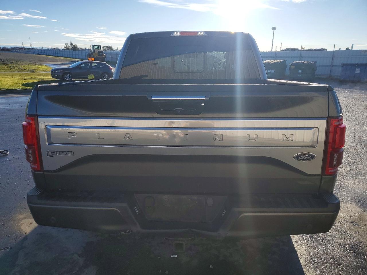 2017 FORD F150 SUPERCREW photo 6