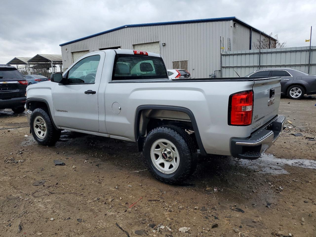 2014 GMC SIERRA C1500 photo 2