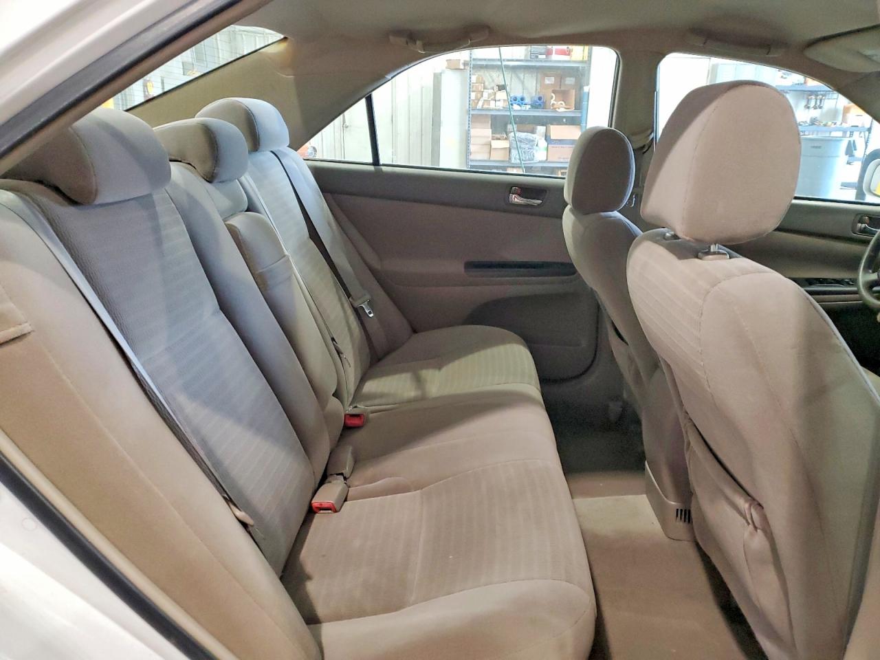 2005 TOYOTA CAMRY LE photo 10