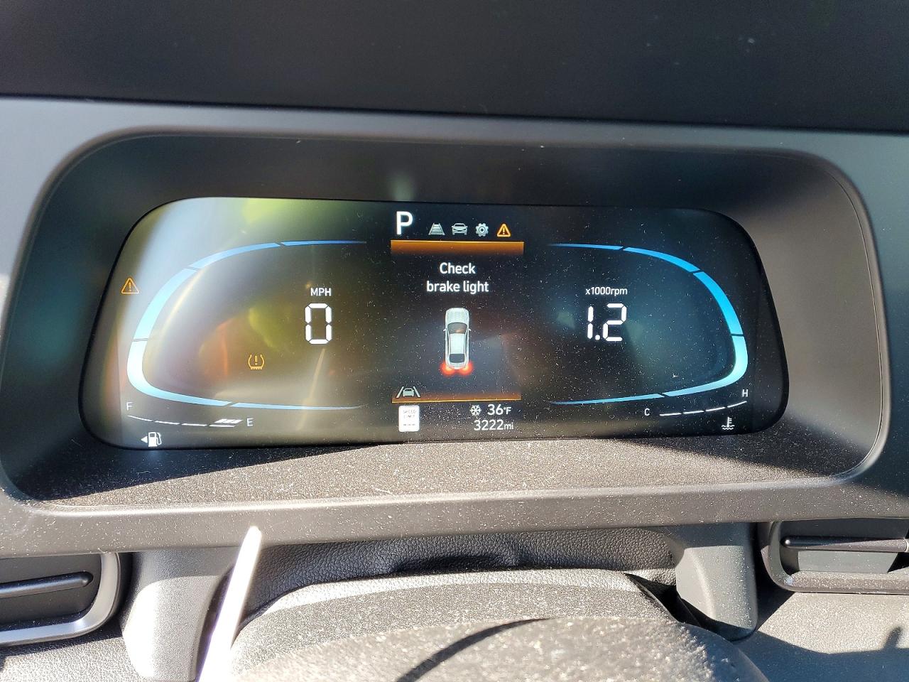 2025 HYUNDAI ELANTRA SEL SPORT photo 17