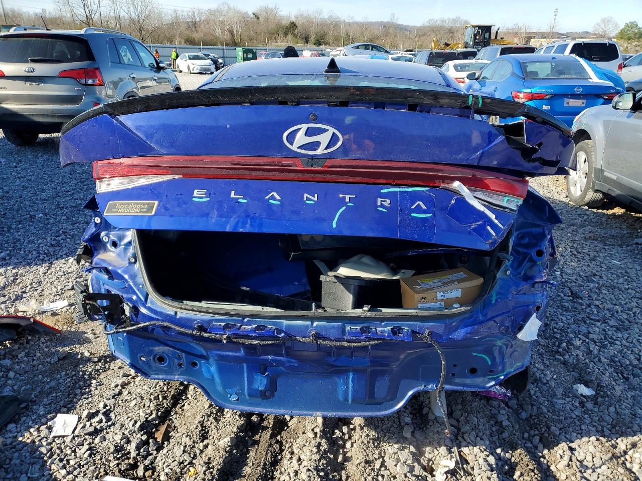 2025 HYUNDAI ELANTRA SEL SPORT photo 11