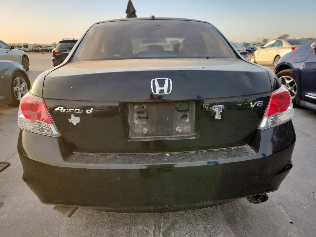 2010 HONDA ACCORD EXL photo 16