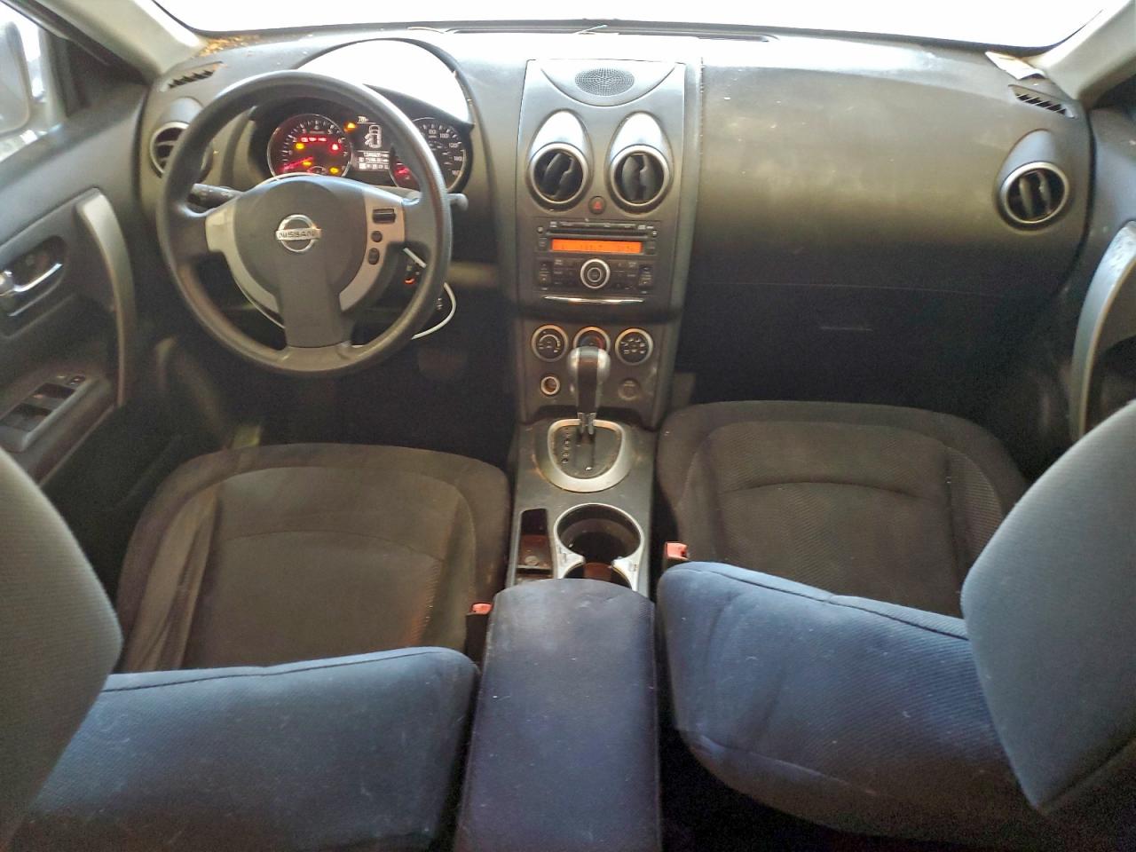 2011 NISSAN ROGUE S photo 8