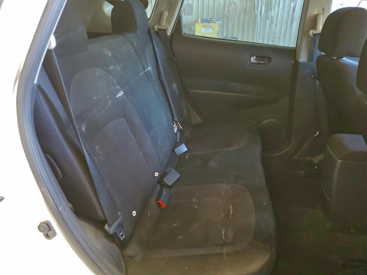 2011 NISSAN ROGUE S photo 11