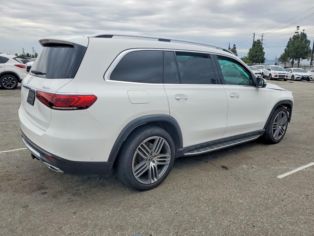 2021 MERCEDES-BENZ GLS 450 4MATIC photo 5