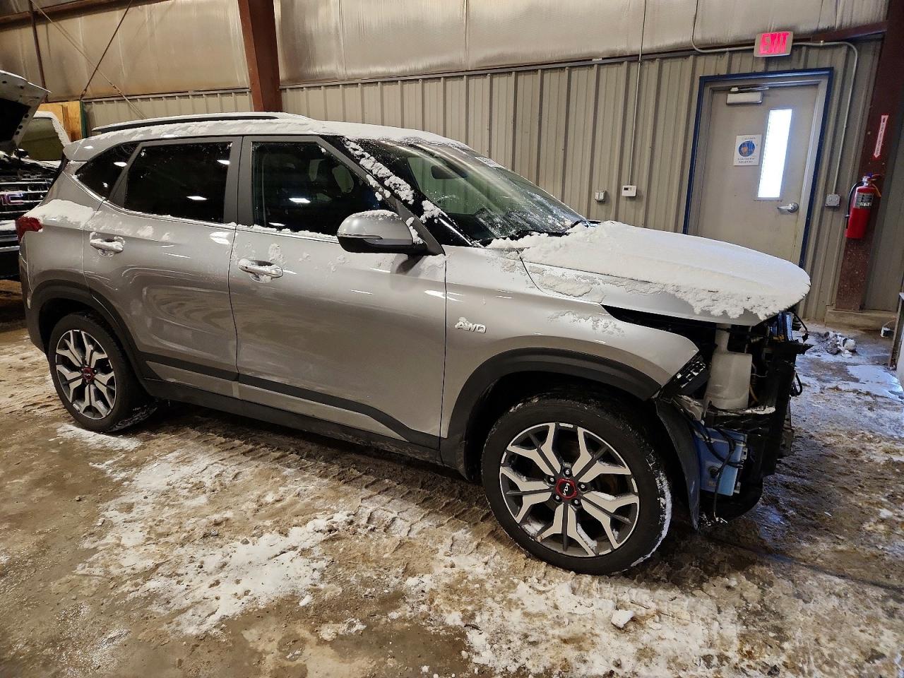 2023 KIA SELTOS SX photo 4