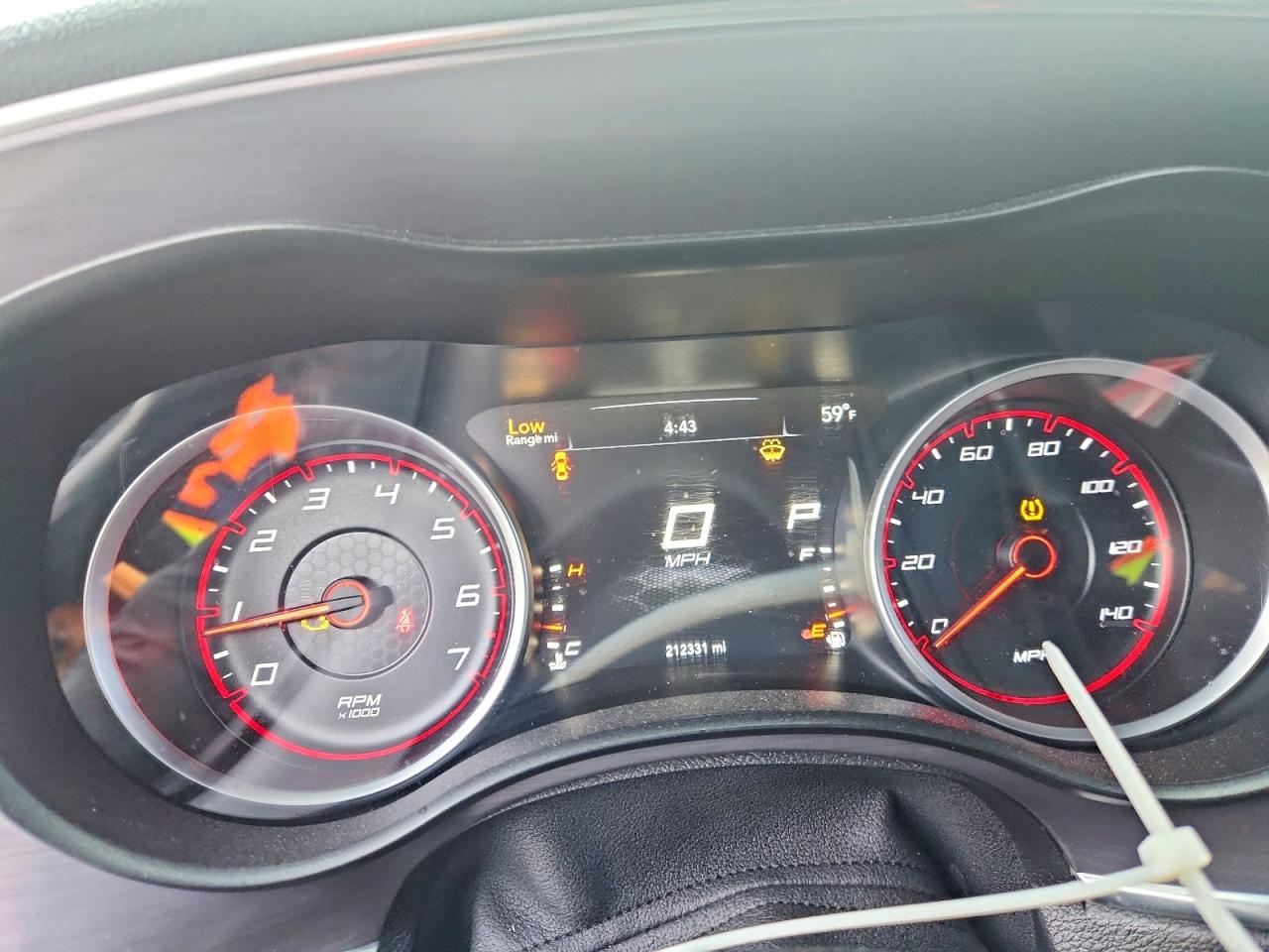 2016 DODGE CHARGER SE photo 9