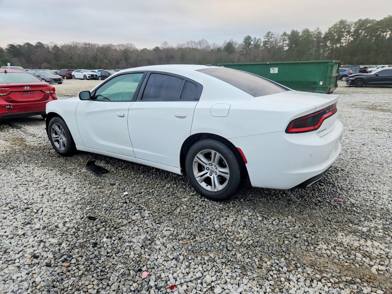 2016 DODGE CHARGER SE photo 2