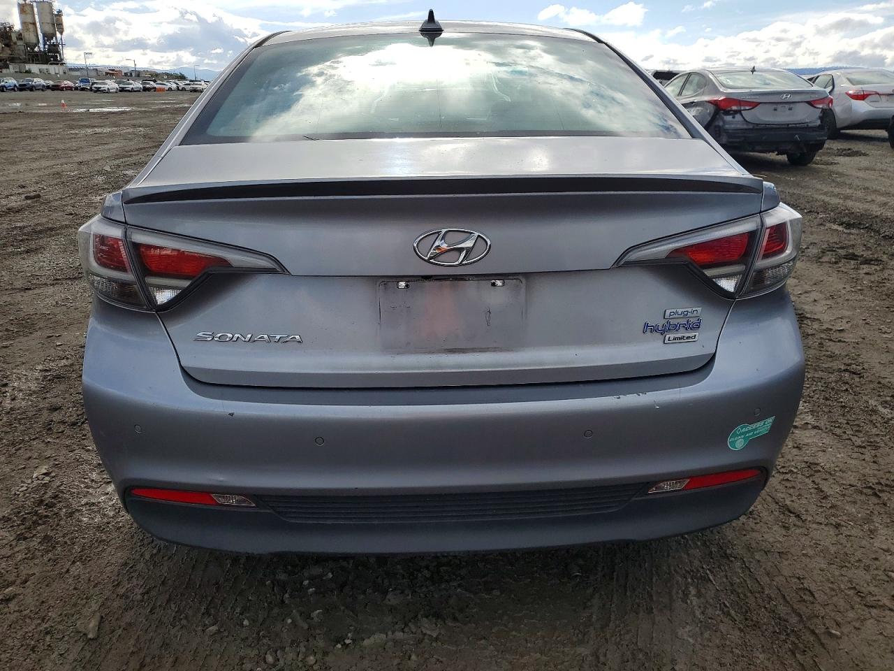 2016 HYUNDAI SONATA PLUG-IN HYBRID photo 6